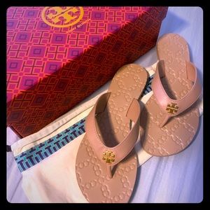 Tory Burch sandals 💯 Auth